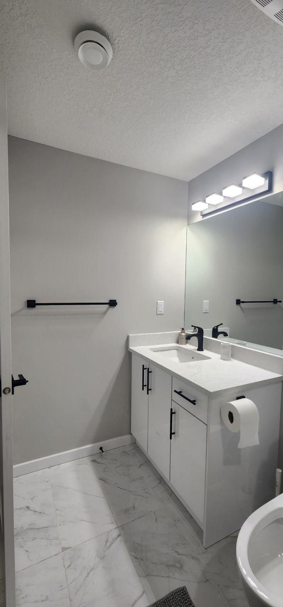Fabulous And Cozy Guest Suite YYC Esterno foto